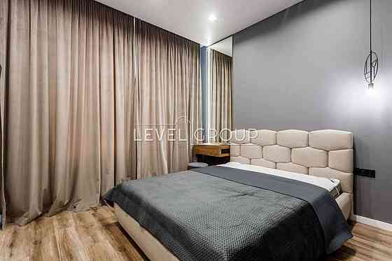 продажа 1-к квартира Киев, Голосеевский, 151000 $ Киев