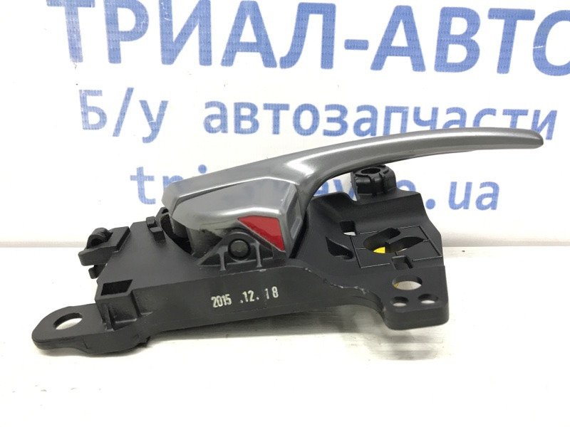 Ручка двери внутреняя передняя правая Hyundai Tucson TL 1.7 DIESEL D4FD 2015 (б/у) Київ - зображення 2