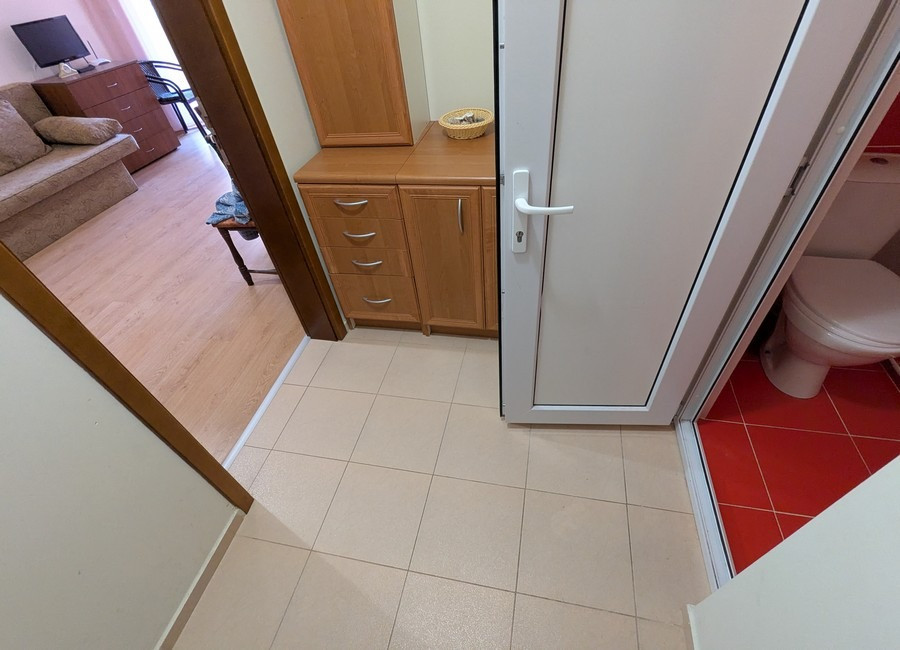 Однокомнатная квартира в комфортабельном комплексе в 200 м от моря в г.Бяла (Варненская обл.) ( Одеса - зображення 5