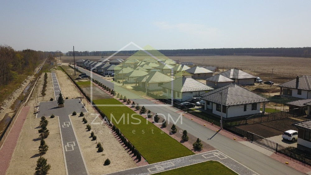 Продам ділянку від 7 соток в правильної форми на закритій території котеджного містечка . Рівна, п Киев - изображение 1