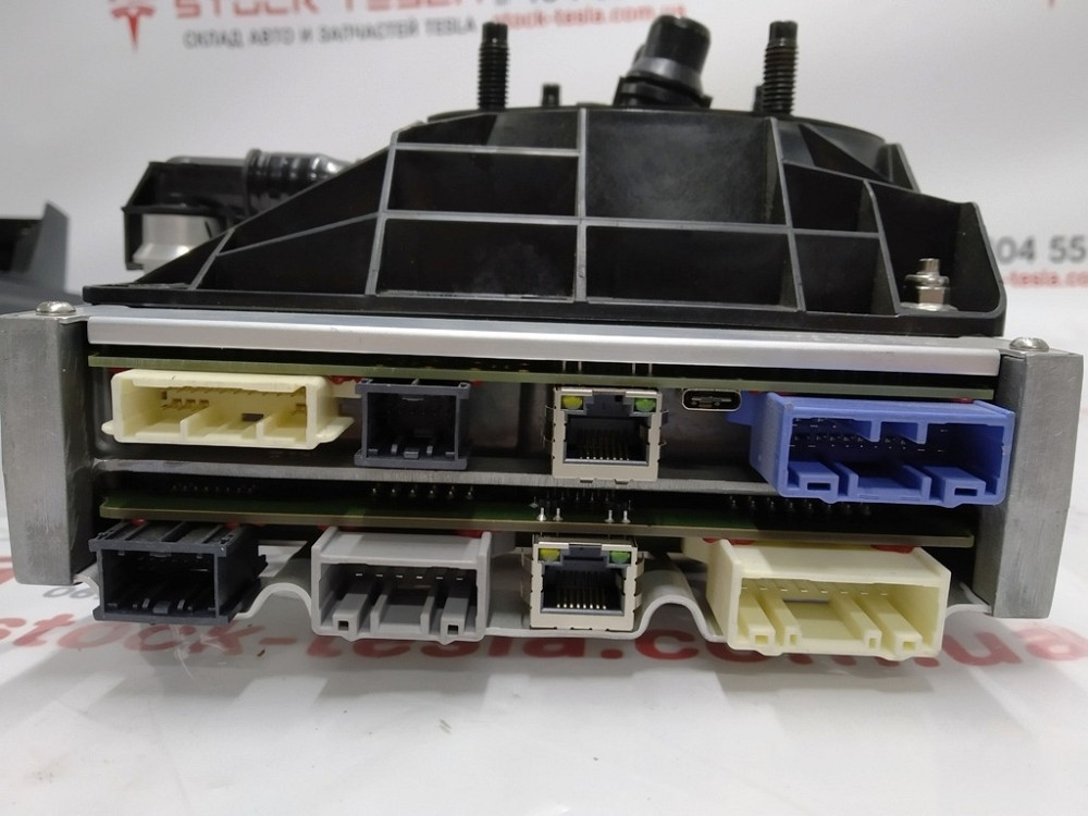 Компьютер автомобиля REV01 Tesla model 3 1098058-S0-M Киев - изображение 4