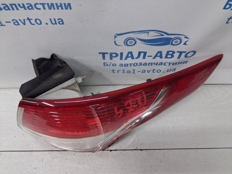 Фонарь задний внешний правый Ford Escape 3 2.0 БЕНЗИН ENR90 2012 (б/у) Киев - изображение 2