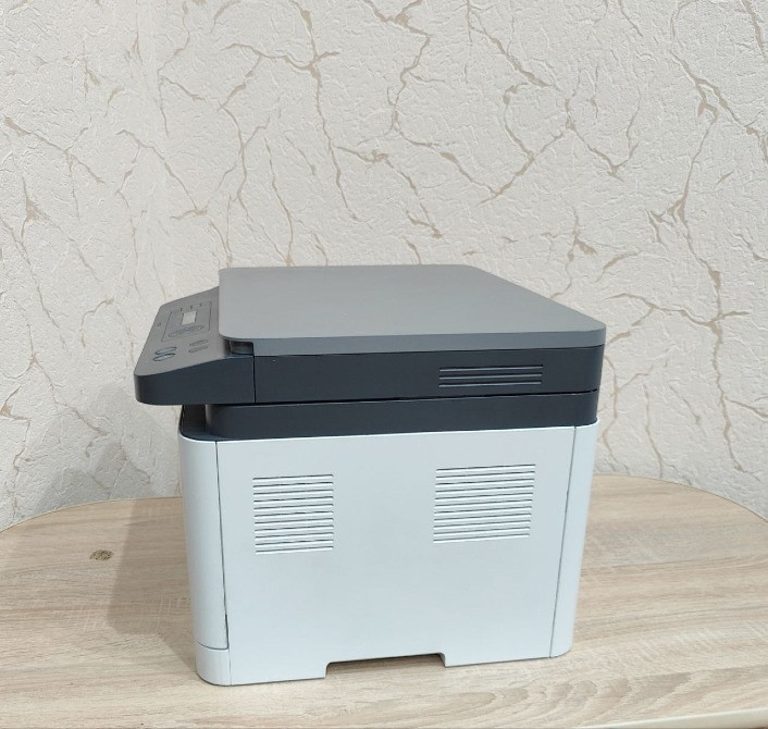 Лазерный цветной сетевой с Wi-Fi МФУ HP Color Laser MFP 178nwg +кабели Роздільна - зображення 8