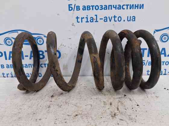 Пружина задняя Mitsubishi Pajero Wagon 3 3.2 ДИЗЕЛЬ 4M41 1999 (б/у) Київ