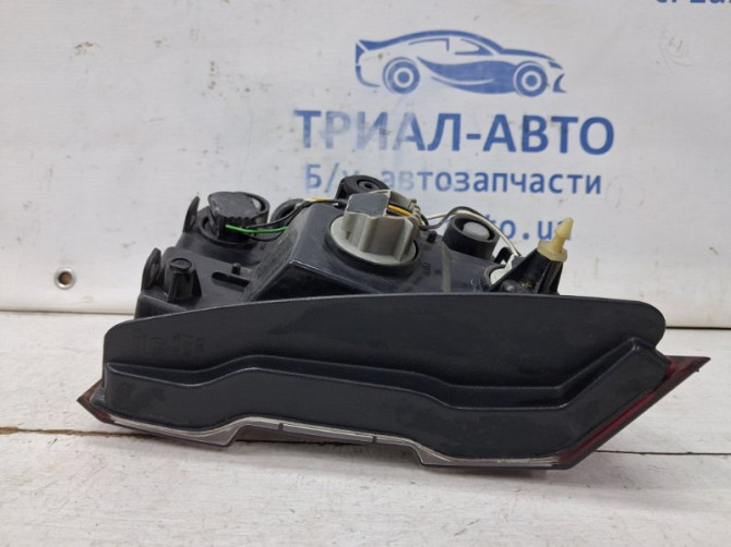 Фонарь задний внутренний левый Renault Megane 3 1.5 DIESEL K9K 2008 (б/у) Киев - изображение 5