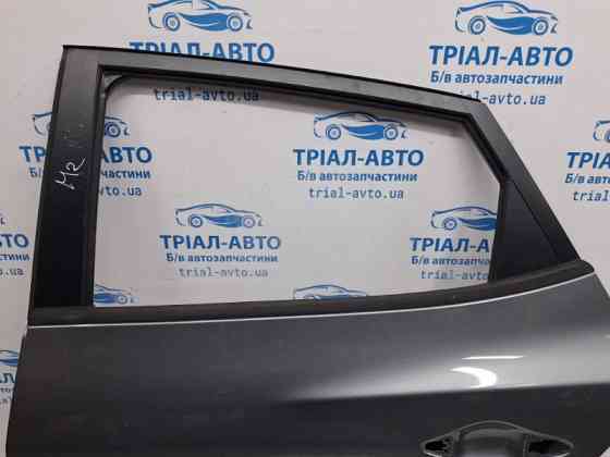 Дверь задняя левая Hyundai IX35 LM 1.7 DIESEL D4FD 2009 (б/у) Киев