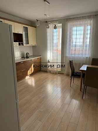 Генератор є ! 2-кімнатна квартира біля м. Голосіївська / м. Деміївська № 11202849 Киев