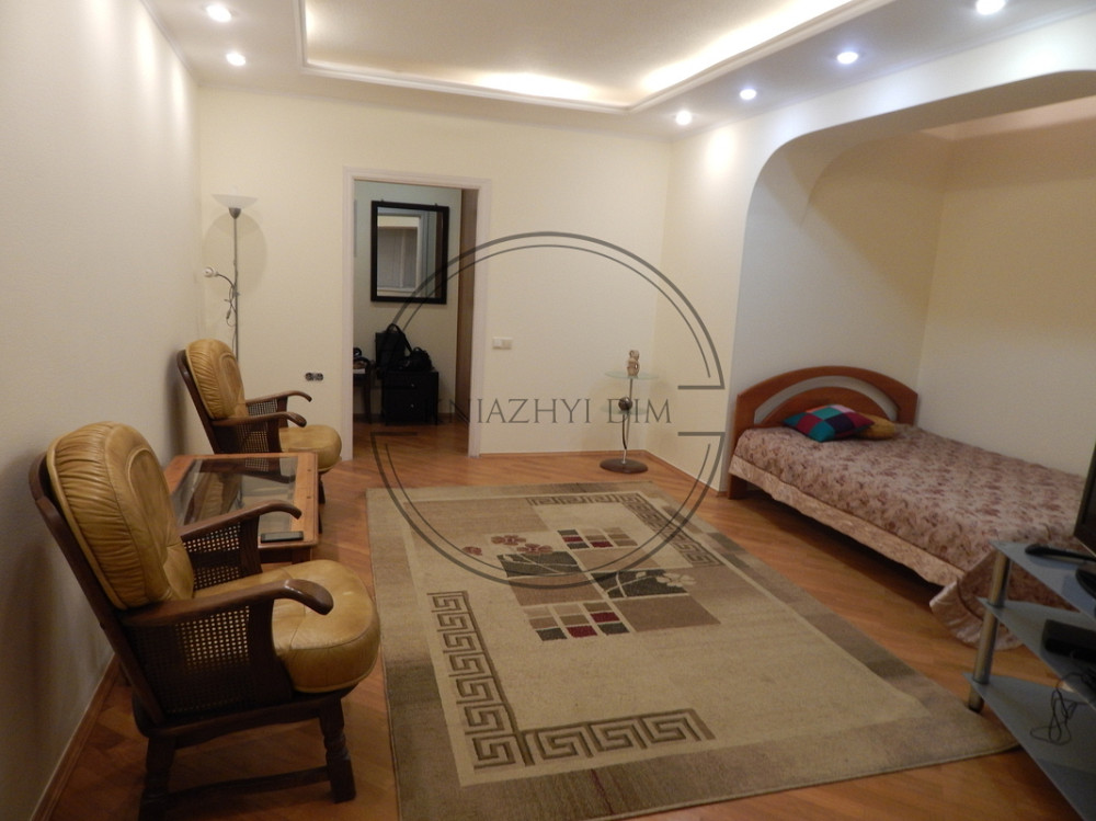 Оренда 1 кім. кварт. на Виноградному пер. Липки.Маріїнський парк ст. м. Арсенальна Код № 117837 Київ - зображення 1