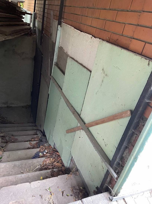 Будинок біля метро Бориспільська. Власник Київ - зображення 9