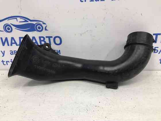 Воздухозаборник Toyota Avensis 2002-2010 177510H040 (Арт. 28218) Киев