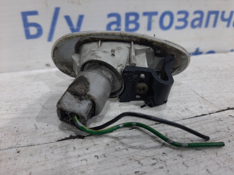 Повторитель поворотника Mitsubishi Pajero Wagon 1999-2006 MR522027 (Арт. 25236) Київ - зображення 2