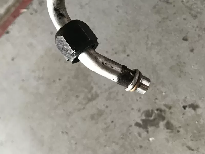 Б/у трубка кондиционера 8200002325 Renault Laguna 2, нижняя часть к радиатору Кропивницький - зображення 2