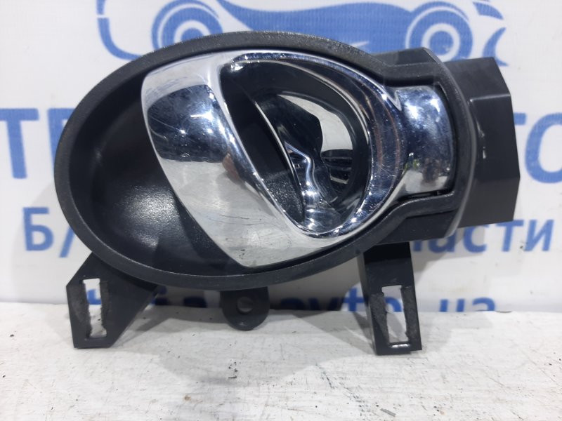 Ручка двери внутренняя правая Nissan Juke F15 1.6 TURBO MR16DDT 2010 (б/у) Київ - зображення 1