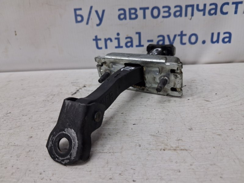 Ограничитель двери передний левый Jeep Cherokee 2013-2019 68103030AB (Арт. 78074) Киев - изображение 2