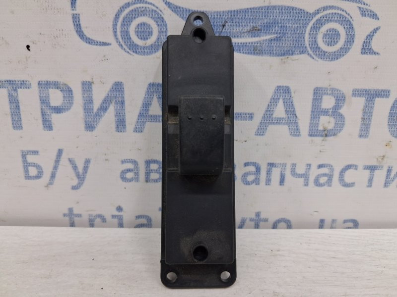 Кнопка стеклоподъемника Mazda 3 BK 1.6 БЕНЗИН Z6 2003 (б/у) Київ - зображення 2