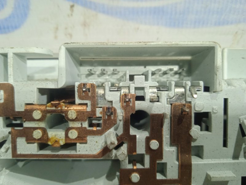 Плафон передний Chevrolet Cruze J300 2009 (б/у) Киев - изображение 3