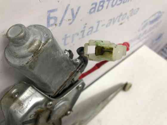 Стеклоподъемник задний правый Mitsubishi Pajero Sport 1996-2008 MR335006 (Арт. 48002) Київ