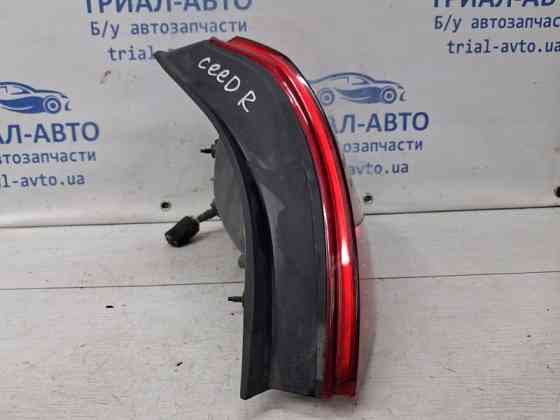 Фонарь задний внешний правый Kia Ceed ED 1.6 DIESEL D4FB 2006 (б/у) Киев