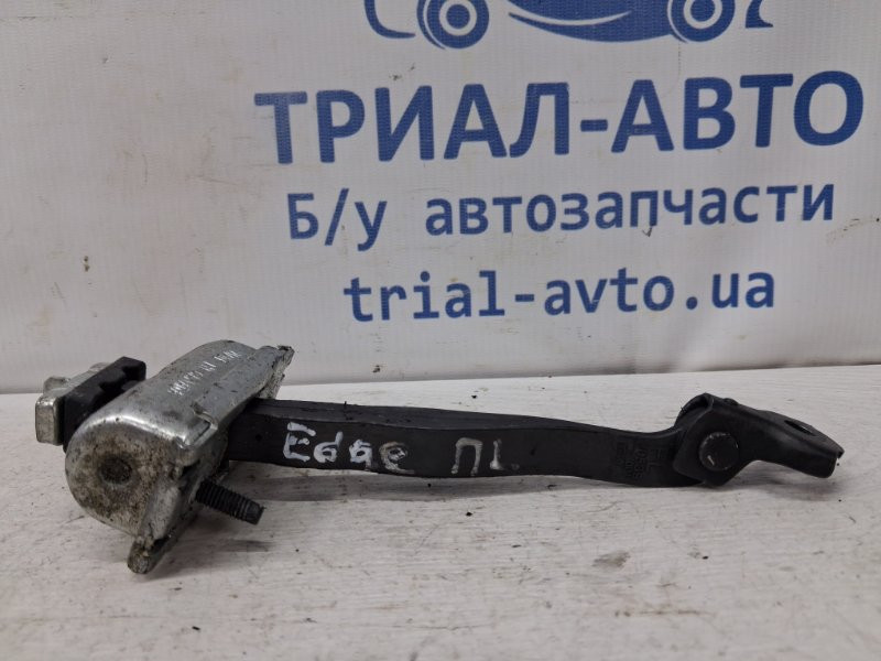 Ограничитель двери передний левый Ford Edge 2015-2018 FT4Z-5823552-A (Арт. 78086) Киев - изображение 1