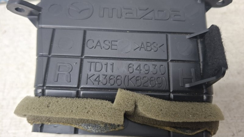 Дефлектор обдува Mazda CX 9 TB 3.7 БЕНЗИН MZI 2006 прав. (б/у) Київ - зображення 3