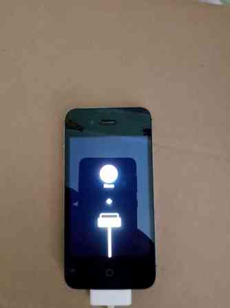 iPhone 4S под восстановление на запчасти Київ