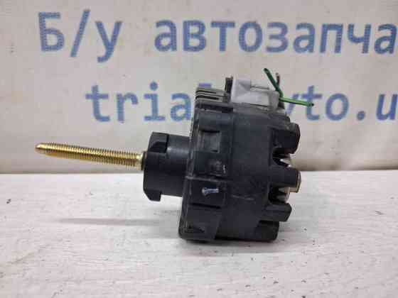 Корректор фар Toyota Avensis 2002-2010 8566122020 (Арт. 81872) Киев
