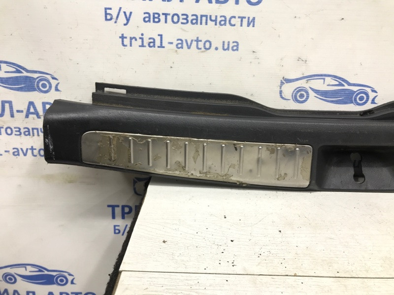 Накладка задней панели Toyota Avensis 2002-2010 5838705090 (Арт. 31254) Київ - зображення 2