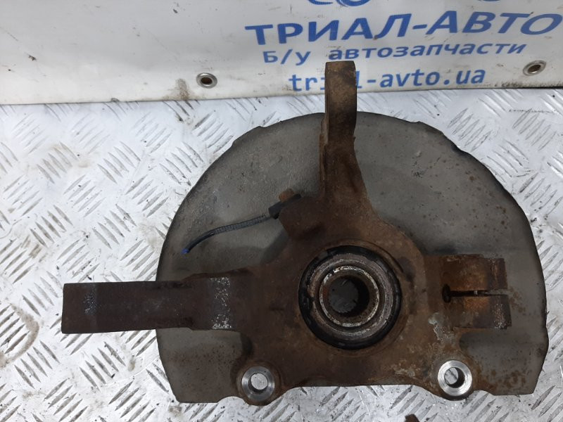 Кулак поворотный правый со ступицей Mitsubishi Lancer 10 1.5 БЕНЗИН 4A91 2007 (б/у) Киев - изображение 2