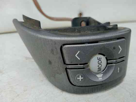 Кнопка руля Toyota RAV 4 2005-2016 8424742030 (Арт. 60532) Киев