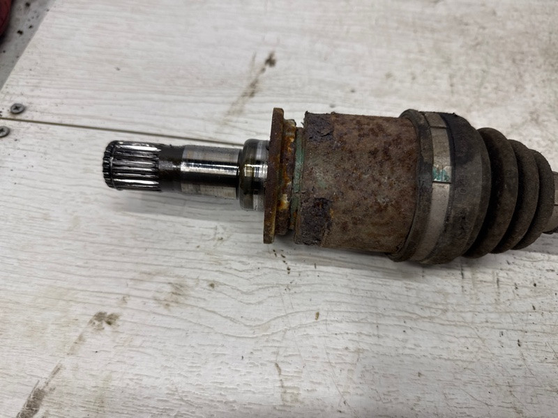 Привод задний правый Mitsubishi Outlander XL 2.4 БЕНЗИН 4B12 2007 (б/у) Киев - изображение 2