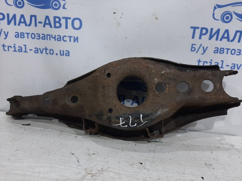 Рычаг задней подвески нижний поперечный (под пружину) Toyota Avensis T27 1.8 БЕНЗИН 2ZRFAE (б/у) Киев - изображение 1