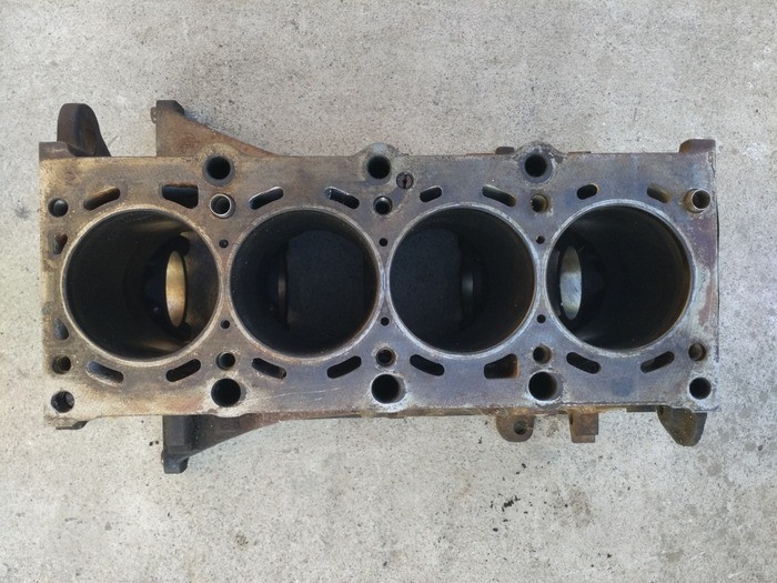 Блок двигуна 1715477 БМВ м40в16 оригінал Е30 Винница - изображение 2