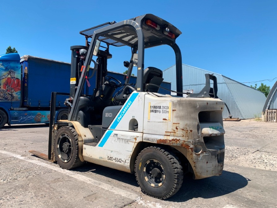 Вилочный погрузчик TCM на 3 тонны на больших 15 колесах пневмо, с отдельным позиционером вил Полтава - зображення 4