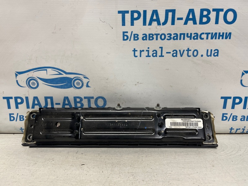 Подушка в колени Ford Fusion USA 2013-2020 DG9354045J77 (Арт. 74820) Київ - зображення 1
