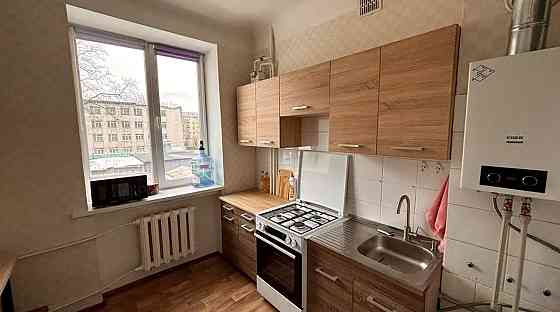 Продам. 1-к.кв., 2/5, 12-й квартал, вул. Дениса Котенка Дніпро