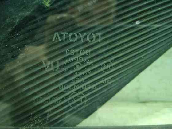 Стекло двери задней правой (форточка) Toyota Camry 2006-2011 6812306050 (Арт. 1457) Київ