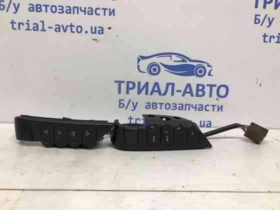 Кнопки руля SsangYong Rexton Y250 2.7 D27DT 2006 (б/у) Киев