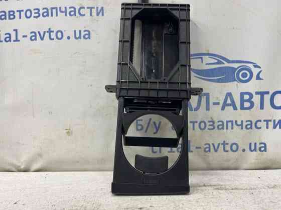 Подстаканник Toyota Avensis 2002-2010 5562005021 (Арт. 81688) Київ