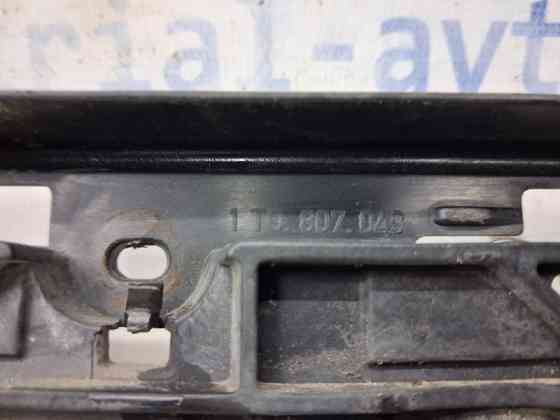 Кронштейн бампера передний левый Volkswagen Caddy 2K 1.9 DIESEL BJB 2003 (б/у) Киев