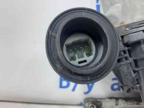 Стеклоподъемник передний правый Lexus RX 350 2003-2009 6980133040 (Арт. 36270) Киев