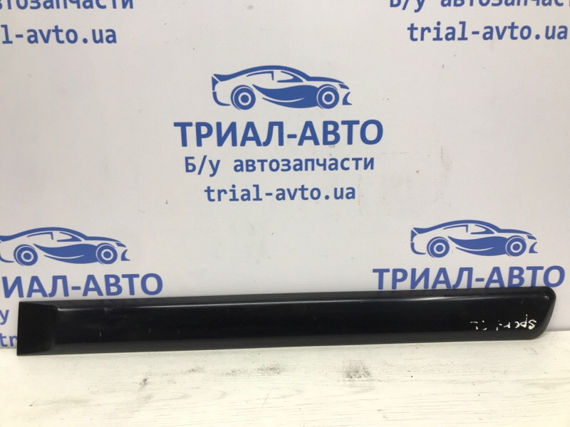 Накладка двери Mitsubishi Pajero Sport K9 2.5 DIESEL 4D56 1996 задн. лев. (б/у) Киев - изображение 1