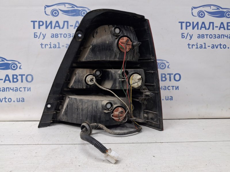 Фонарь задний внешний левый Kia Sorento BL 2.5 DIESEL D4CB 2002 (б/у) Киев - изображение 4