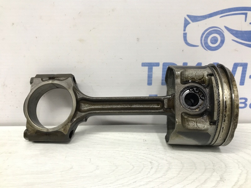 Поршень с шатуном Nissan Juke F15 1.6 TURBO MR16DDT 2010 (б/у) Киев - изображение 1