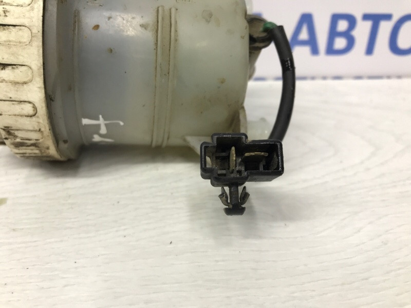 Бачок главного тормозного цилиндра Mitsubishi Pajero Sport K9 2.5 DIESEL 4D56 1996 (б/у) Київ - зображення 4