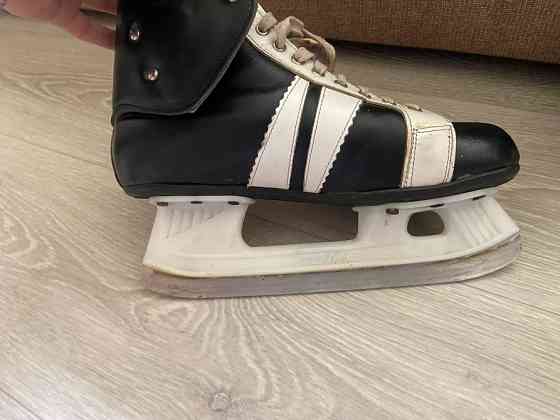 ПРОДАЮ КОВЗАНИ (коньки, ринвиці, крижиці, леза) — хокейні «ВІСТІ». Розмір ~38-40. Полтава