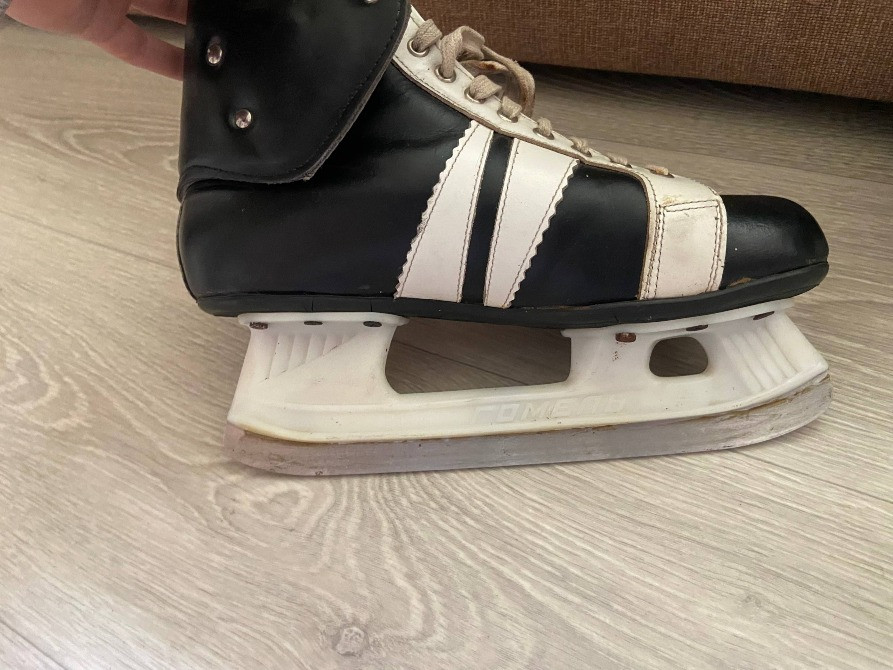 ПРОДАЮ КОВЗАНИ (коньки, ринвиці, крижиці, леза) — хокейні «ВІСТІ». Розмір ~38-40. Полтава - зображення 4