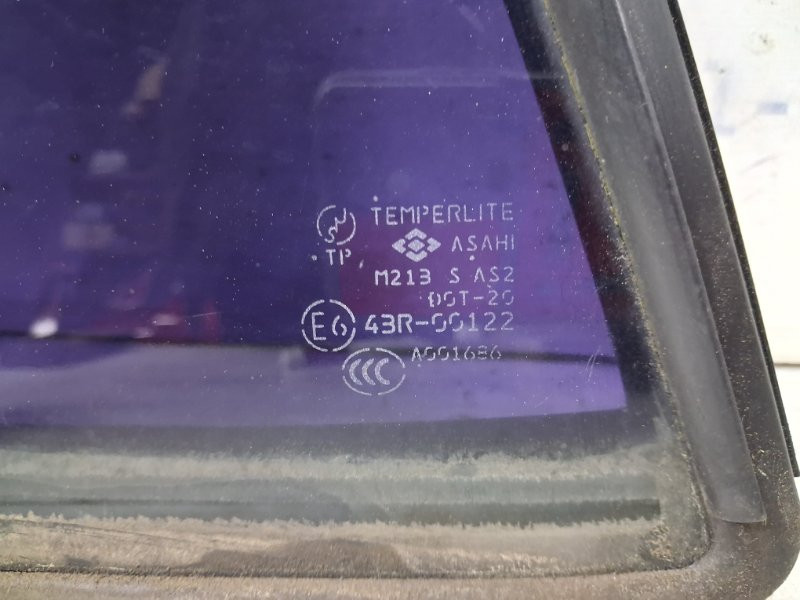 Стекло двери задней левой (форточка) Suzuki Grand Vitara JT 2.7 БЕНЗИН H27A 2005 (б/у) Киев - изображение 3