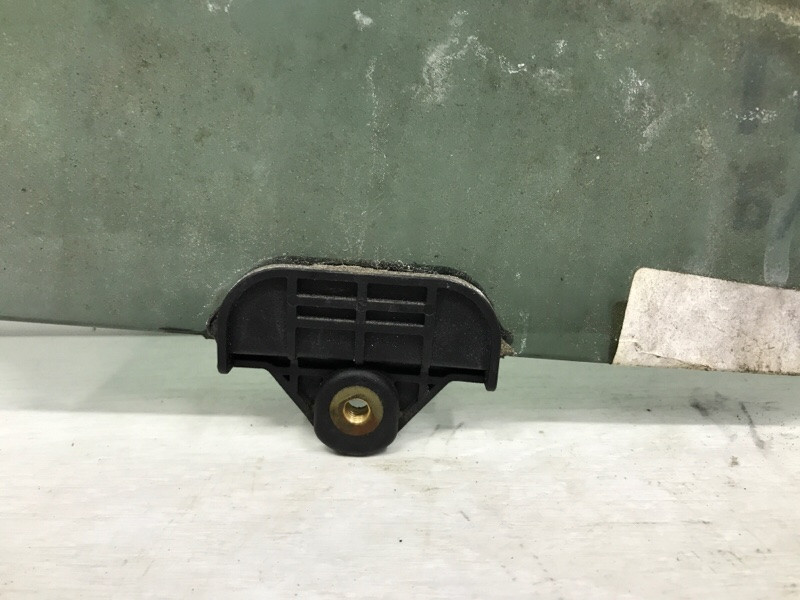 Стекло двери заднее правое Kia Sportage SL 1.7 DIESEL D4FD 2010 (б/у) Киев - изображение 2