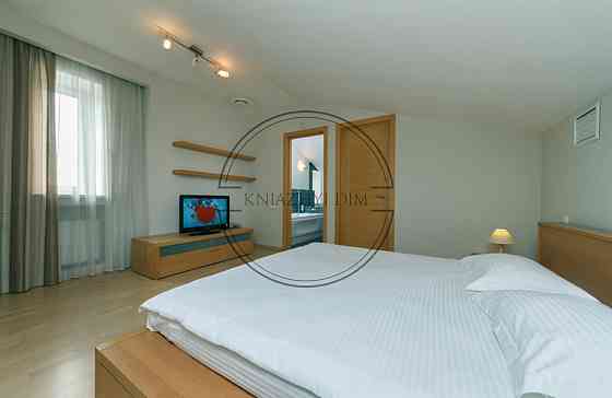 Сдам 4к квартиру на ул. Заньковецкой, 6, м. Крещатик. КОД ОБЪЕКТА 11195542 Київ