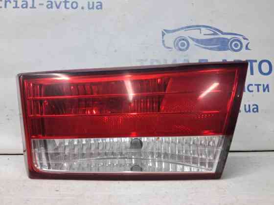 Фонарь задний внутренний правый Hyundai Sonata NF 2.4 БЕНЗИН G4KC 2004 (б/у) Киев
